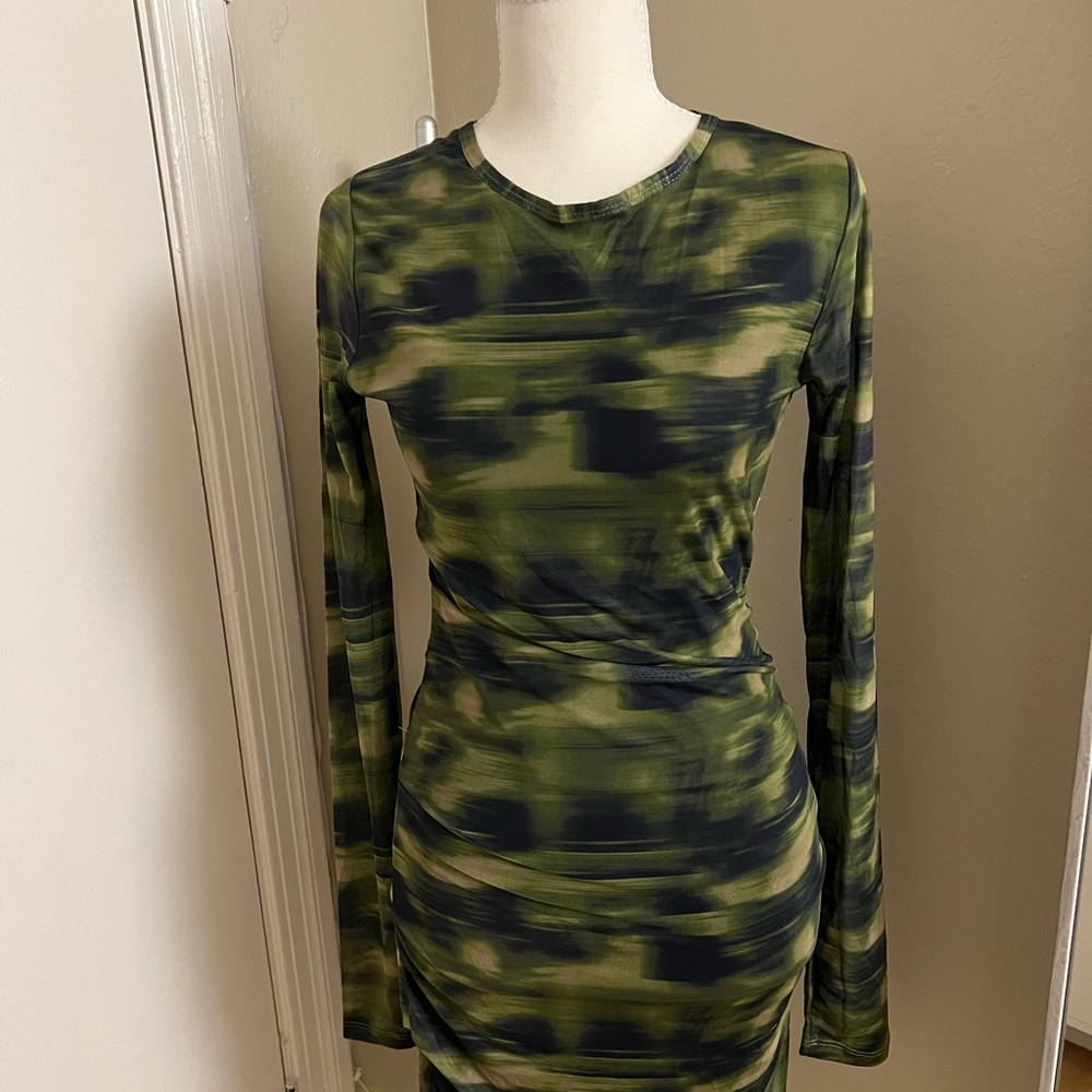 Abstract Pattern Long Sleeve Dress